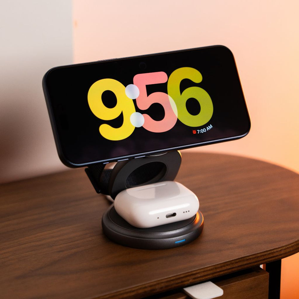 3-in-1 Magnetic Wireless Charging Station