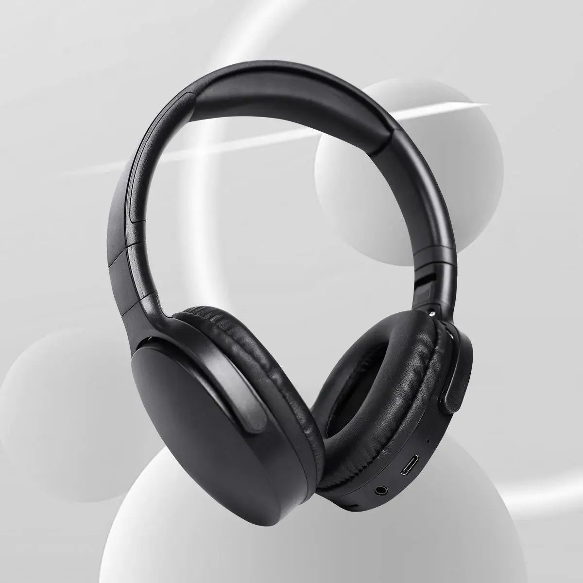 Fashionable Bluetooth wireless headphones